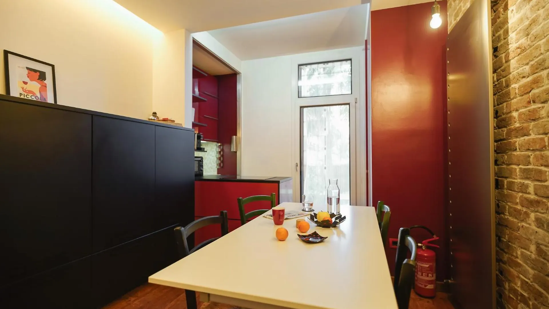 Entire Industrial Flat Venice With Patio - Free Parking Μέστρε